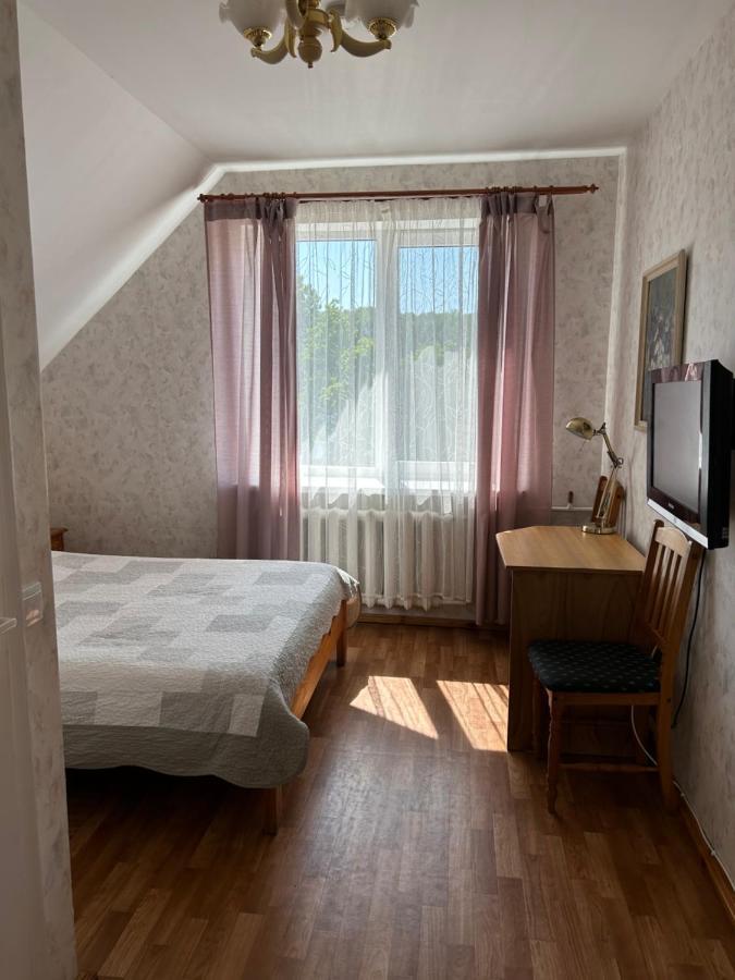 Radi Hotel Broceni Exterior photo