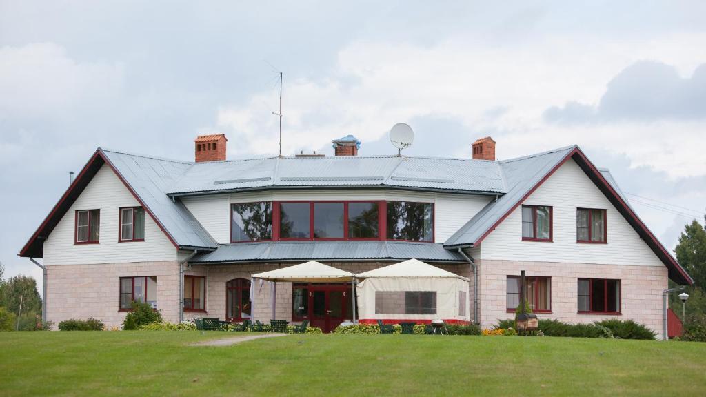 Radi Hotel Broceni Exterior photo